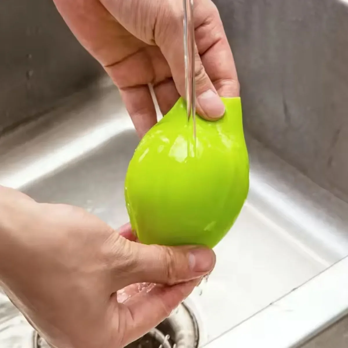 Hands-Free Silicone Garlic Peeler Manual Kitchen Vegetables Tools Gadgets