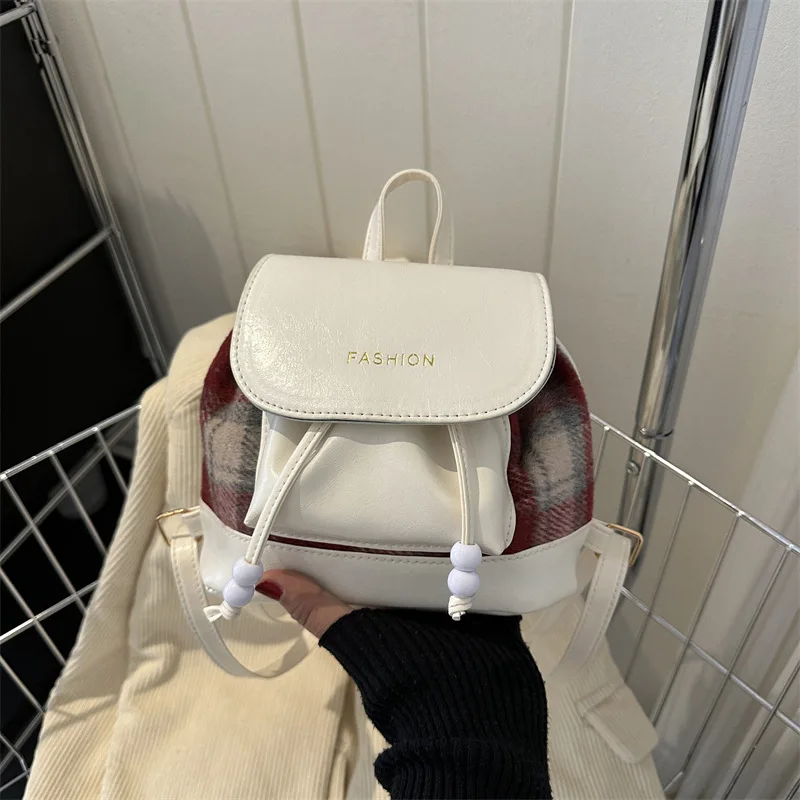 New Western-style Design Backpack New Large-capacity Student Leisure Commuter Shoulder Bag Luxury Brand Female Shoulder Bag