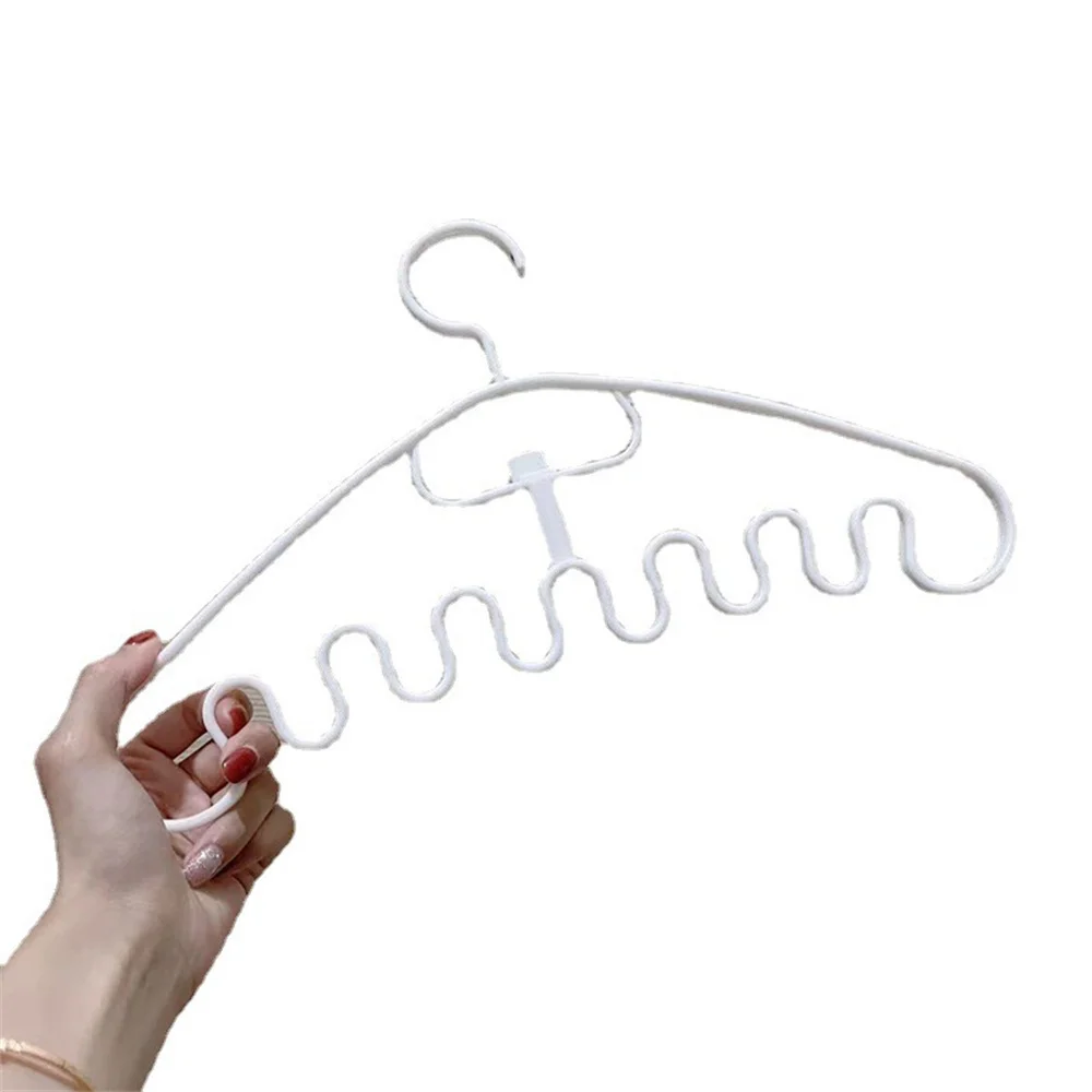 White Plastic Shipping Hangers 18