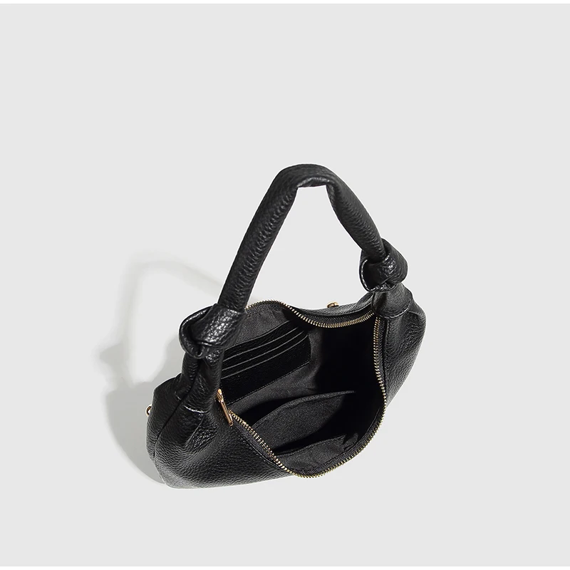 Pilzniete Hobo Unterarm-Umhängetasche, Halbmondknödel-Handtasche, Designer-Clutch mit Metallnieten und Punkten, kompakte, schicke Damen-Einkaufstasche – Detail 4