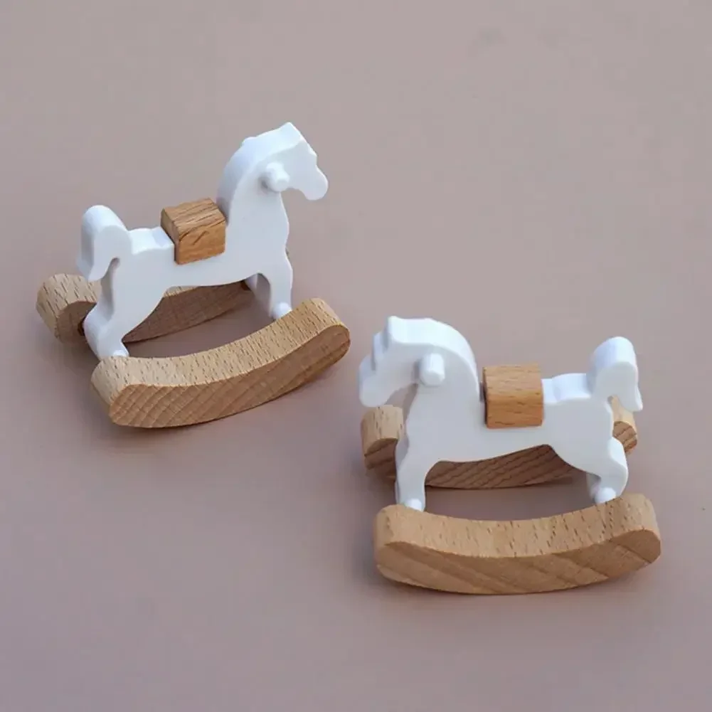 Dollhouse Dining Room Accessories, Miniature Toy, Wooden Trojan Horse, Smooth Surface, Good Detail Photo for Doll