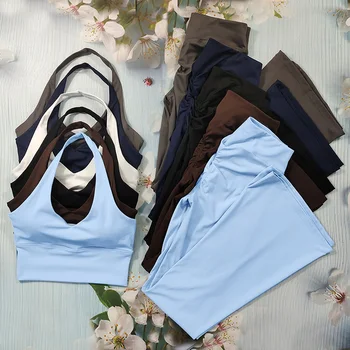 Scrunch Yoga Set Outfit 1