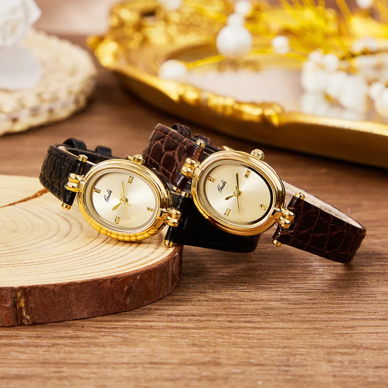 Women's Niche Retro Minimalist Luxury Quartz Watch