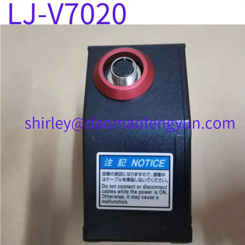 one new LJ-V7020 displacement sensor - 2