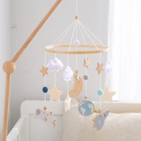 Crib Mobile Holder Rattles Toys Wooden Moon Stars Astronaut Bed Bell Toys Newborn Comfort Crib Bracket Bed Bell Toys Baby Gifts