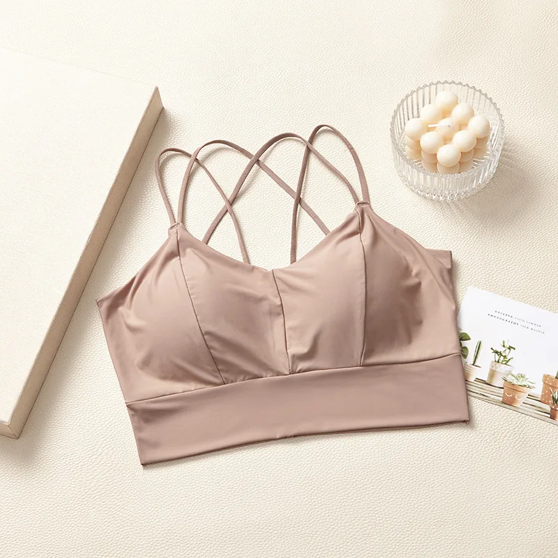 Description Picture 5 of item2022 Beauty Back Double Strap Yoga Wrap Chest Can Be Wearable Inside and Out to Gather Sexy Comfortable Breathable Vest