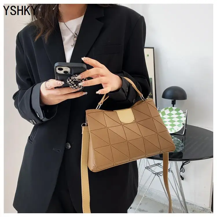 New shoulder bag Women's Handbags Bag for 2023 High Quality Soft