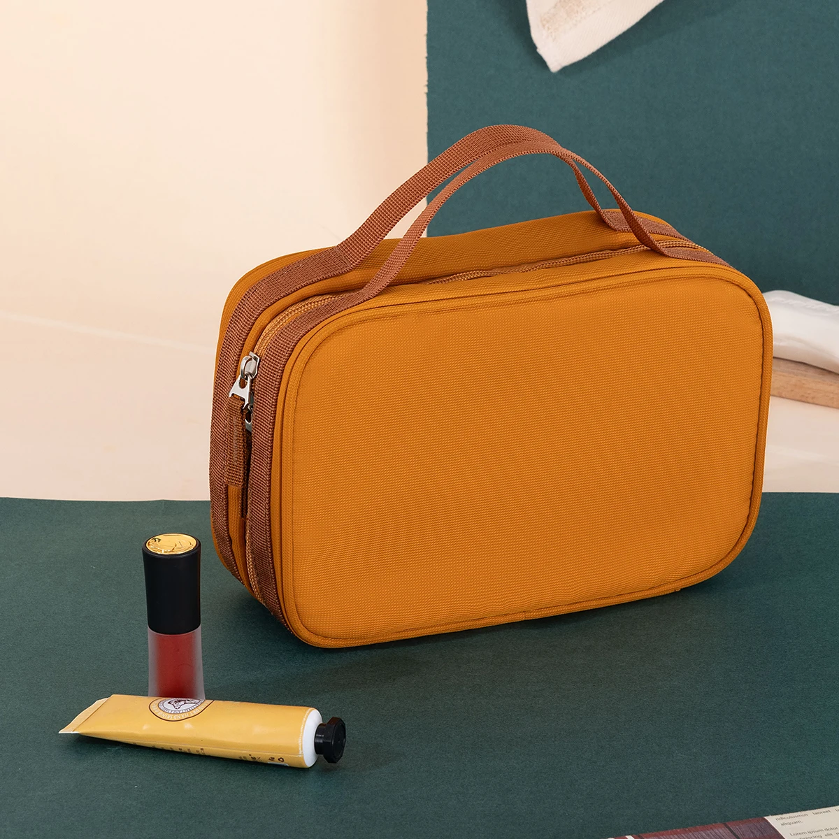 Cosmetic Bag for Women, High-End Portable Large-Capacity Hand-Held Cosmetic Storage Bag, Partitioned Toiletry Bag, Travel Bag for Men