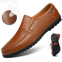 Men's Casual Leather Shoes Soft Leather Flexible Bottom Business Boots Comfortable Slip-On Dad Shoes Breathable Spring Autumn