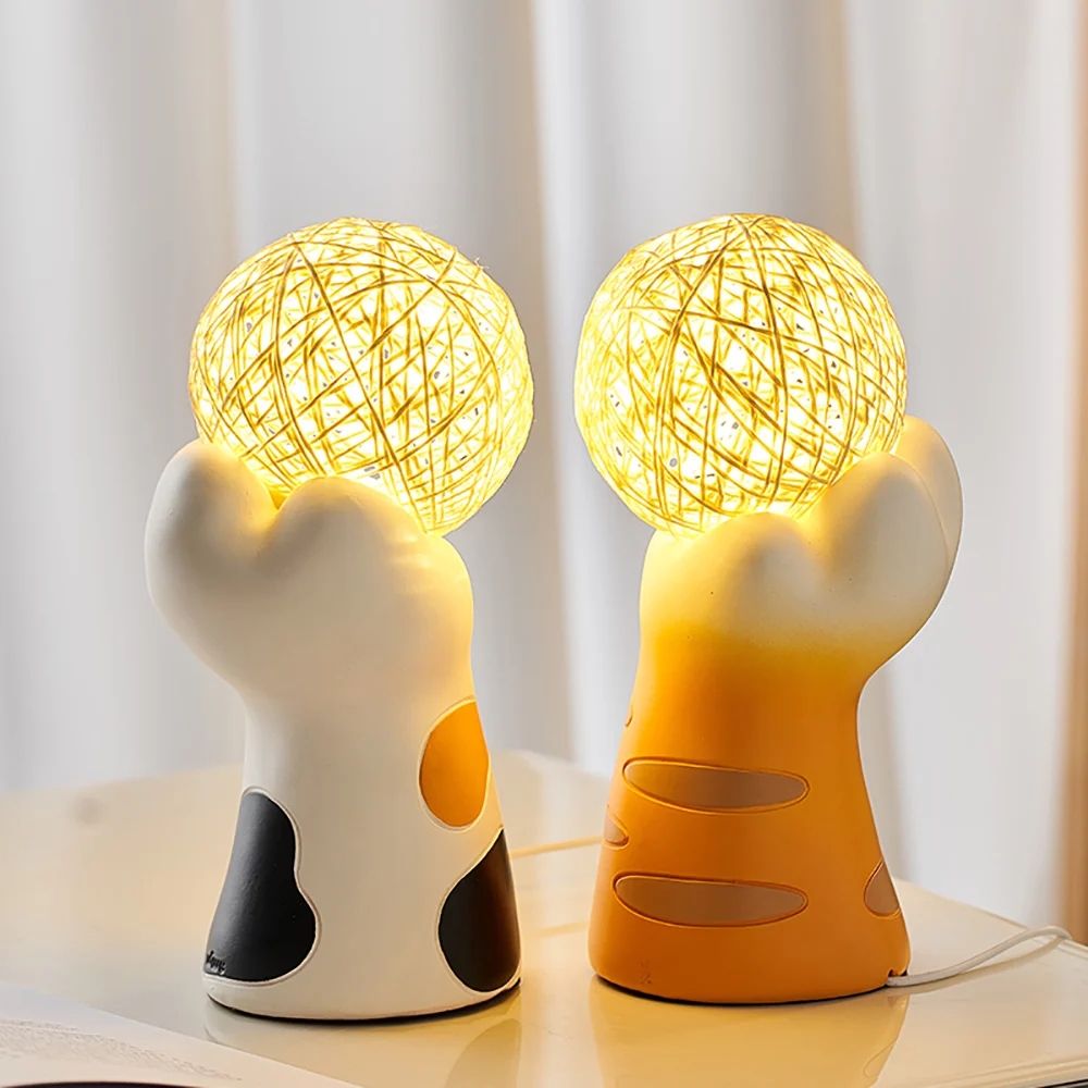 

Lucky Cat Sable Light Modern Living Room Decoration Home Cute Animal Sculptures Figurines for Interior Kawaii Table Decoration