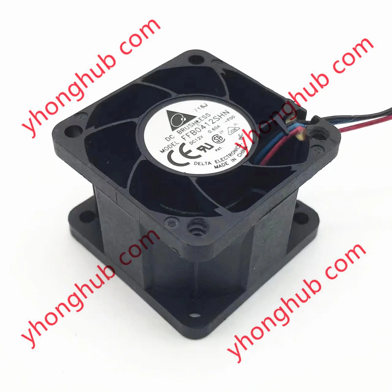 

3-проводной серверный Вентилятор охлаждения Delta Electronics FFB0412SHN F00 DC 12 В 0,60 а 40x40x28 мм