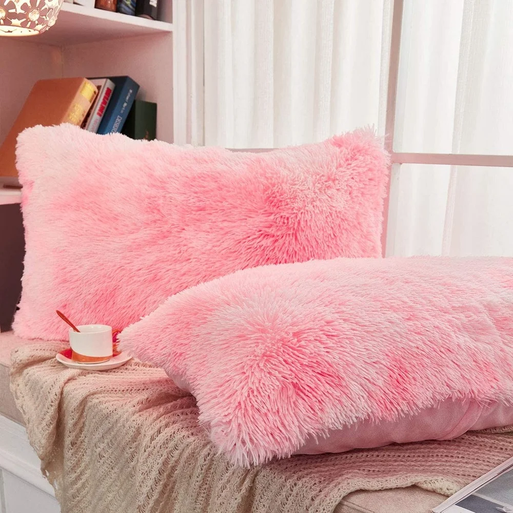 Soleebee Set of 2 Throw Pillow Covers Soft Cozy Velvet Pillowcase Faux  Rabbit Fur Cover for Couch Sofa Bed Chair Home Decorative Pillows Cover  (18x18