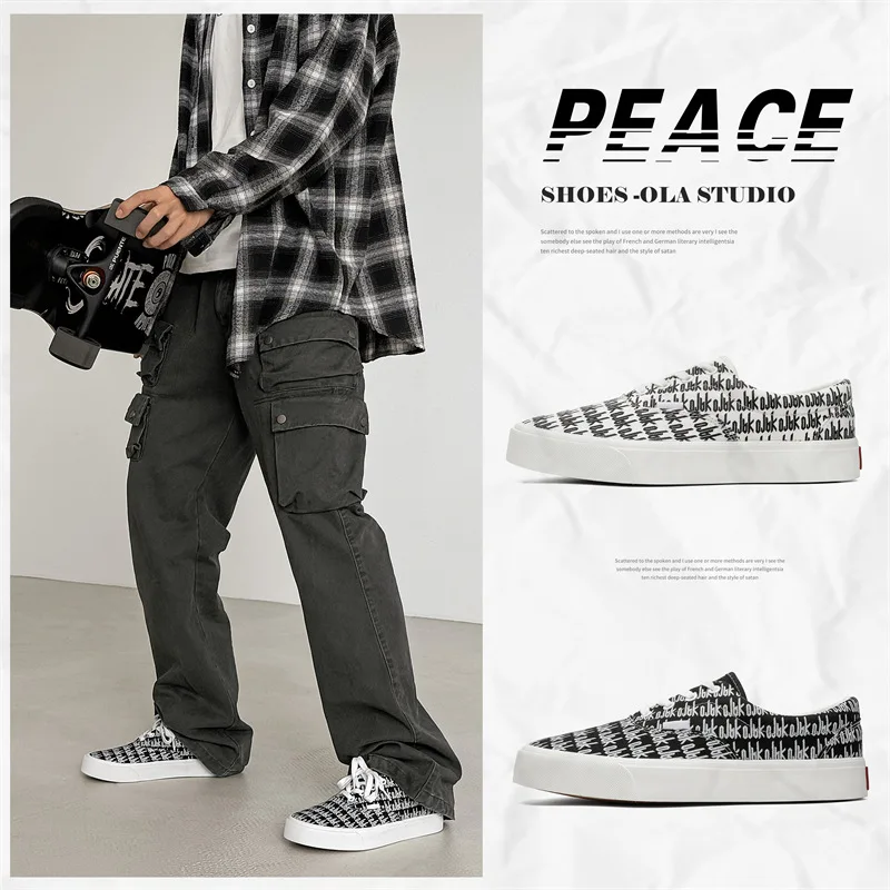Fashion Men Canvas Shoes Trend Korean Style Casual Sneakers Men Comfortable Walking Sneakers Low Top Round Toe Vulcanize Shoes 2