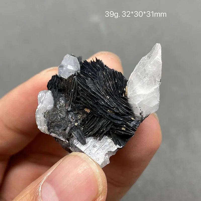 100%  Natural specularite Mineral Specimens Stones and Crystals Healing Crystal from China