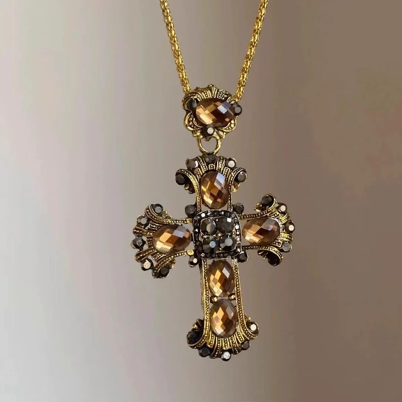 Fashion Gothic Punk Metal Big Cross Pendant Necklace Heavy-duty Versatile Y2K Subculture Sweater Chain Spicy Girl Accessories