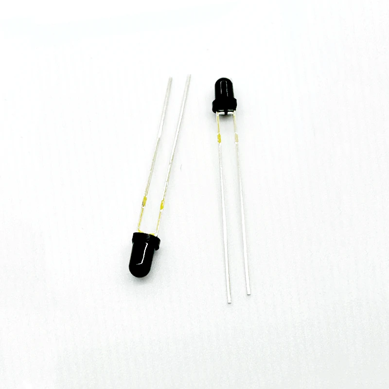 20PCS/Lot LTR4206E LR-4206E DIP-2 phototransistor Photosensitive triode Receiving triode Best quality image 2