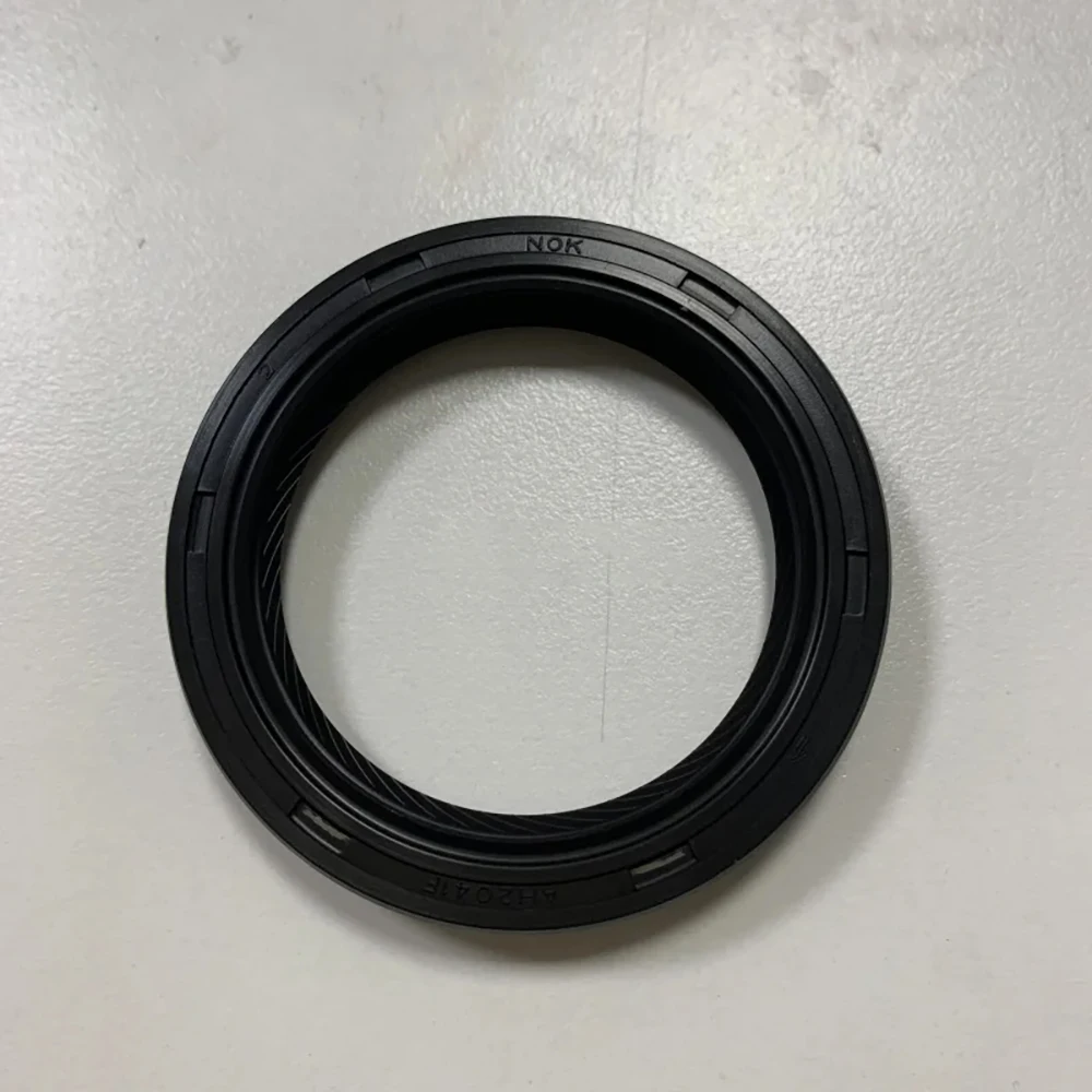 Crankshaft Front Oil Seal 15877-04140 1587704140 Fit for Kubota Z482 Automotive Parts