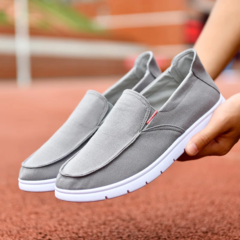 

Men Shoes Summer Canvas Shoes Breathable Comfortable Outdoor Slip On Walking Sneakers Classic Loafers For Men 2023