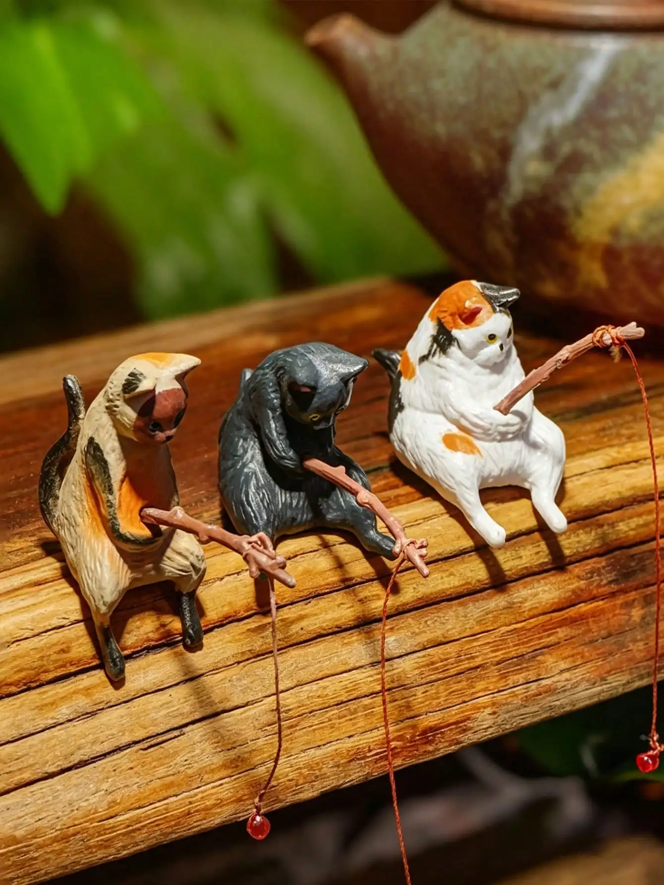 Cartoon Mini Cat Figurine, Cute Fishing Cat Ornament, Mini Resin Crafts, For Car Dashboard & Desk Display & Fish Tank Aquarium L 6