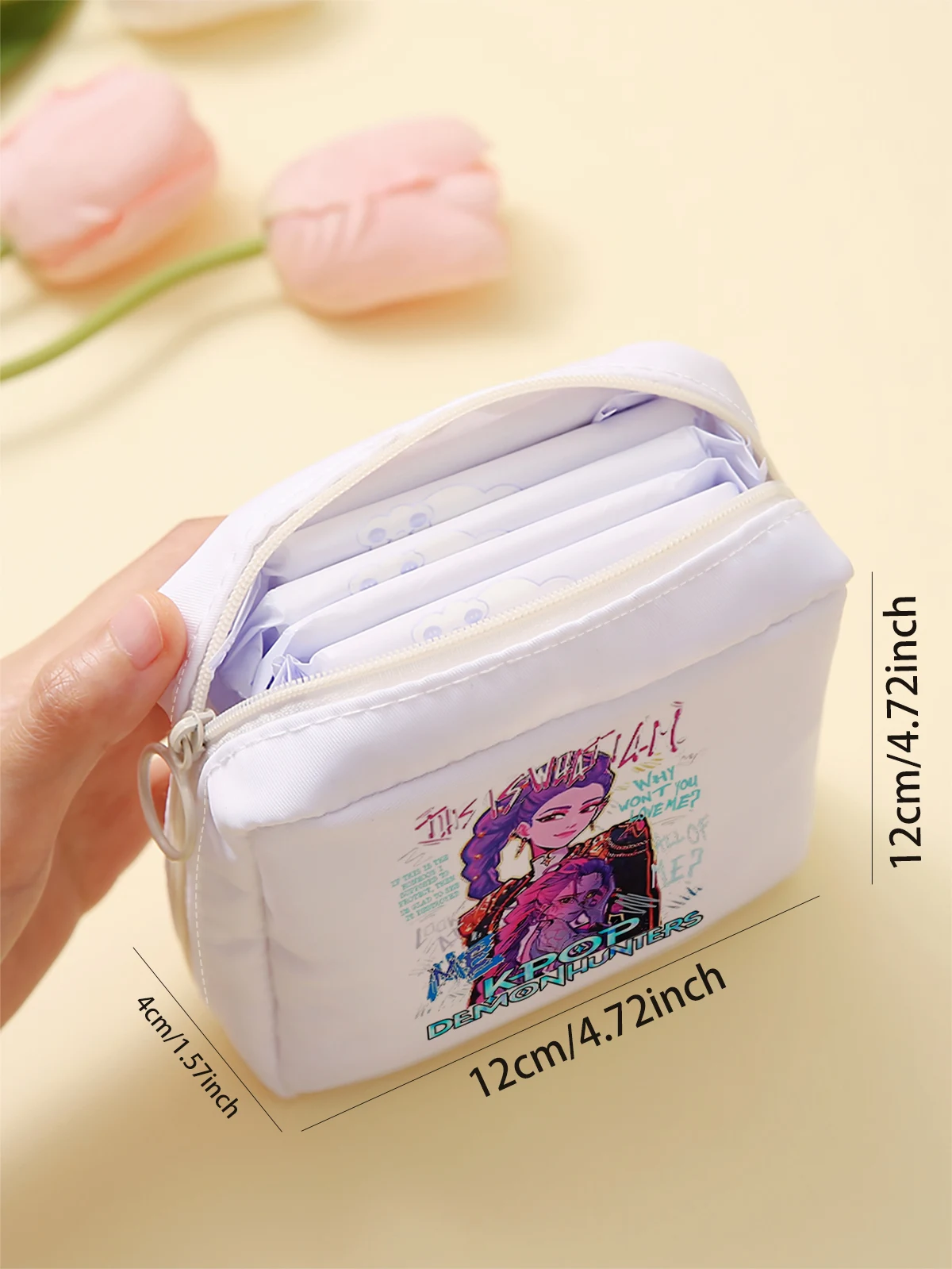 Cartoon pattern printed sanitary napkin storage bag, women's lightweight tissue bag, sanitary tissue bag