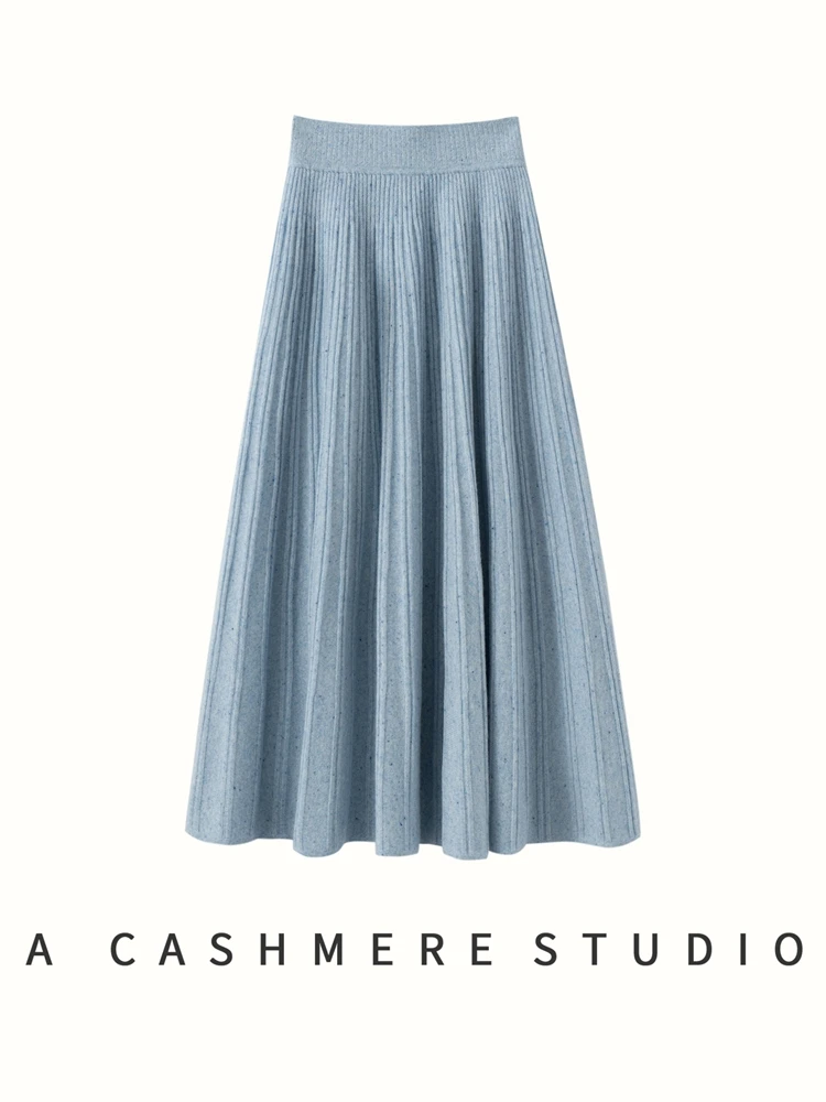 Chic Cashmere Skirt - Lifestyle 10