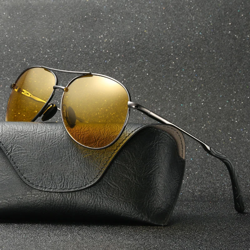 

Fashion Men and Women Polarized Sunglasses Frame New Female Stylish Quality Sunglasses Shaes Multi Colors Woman Sunshades 0971