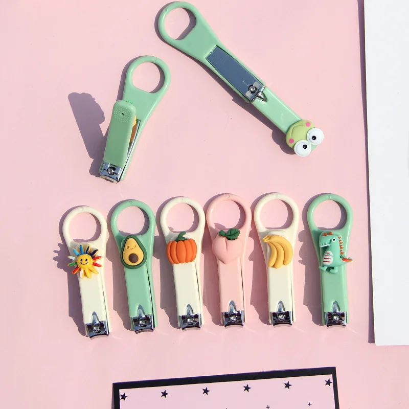 Creative cartoon nail clipper, adult splash proof nail clipper set, student portable clippers