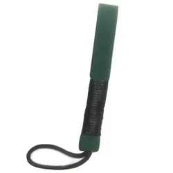 Elegant Genuine Leather Keychain Lanyard with Cowhide Weave - Stylish Key Holder and Gift Accessory (Green)