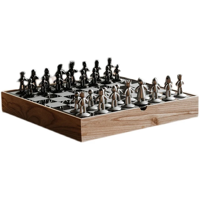 Tabuleiros de Xadrez Criativos  Luxury chess sets, Chess board, Chess set