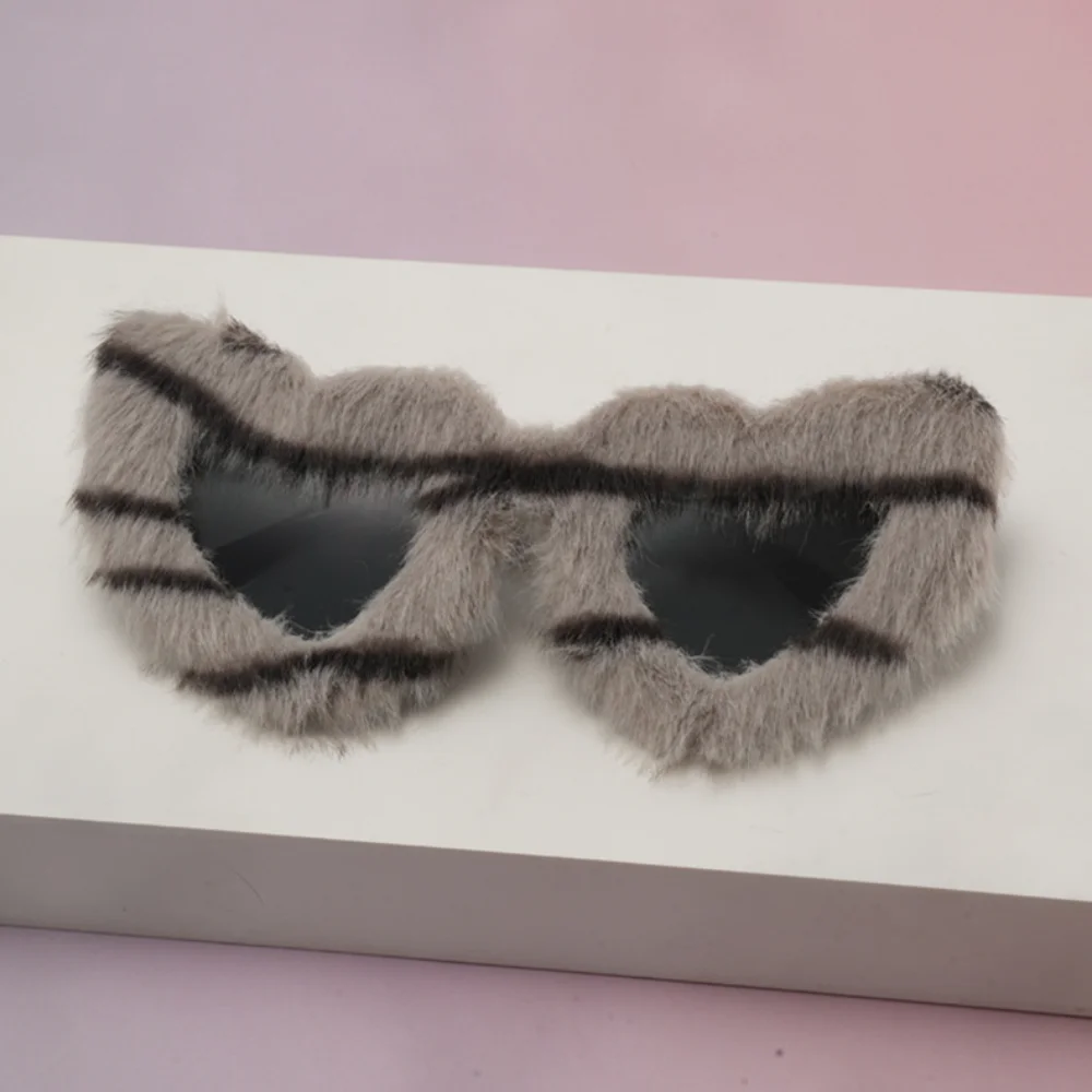 Neue Marke Flauschige Cat Eye Sonnenbrille Lustige Geburtstag Party Shades Gläser Marke Designer Pc Rahmen Brillen Plüsch Winter Gläser – Detail 8