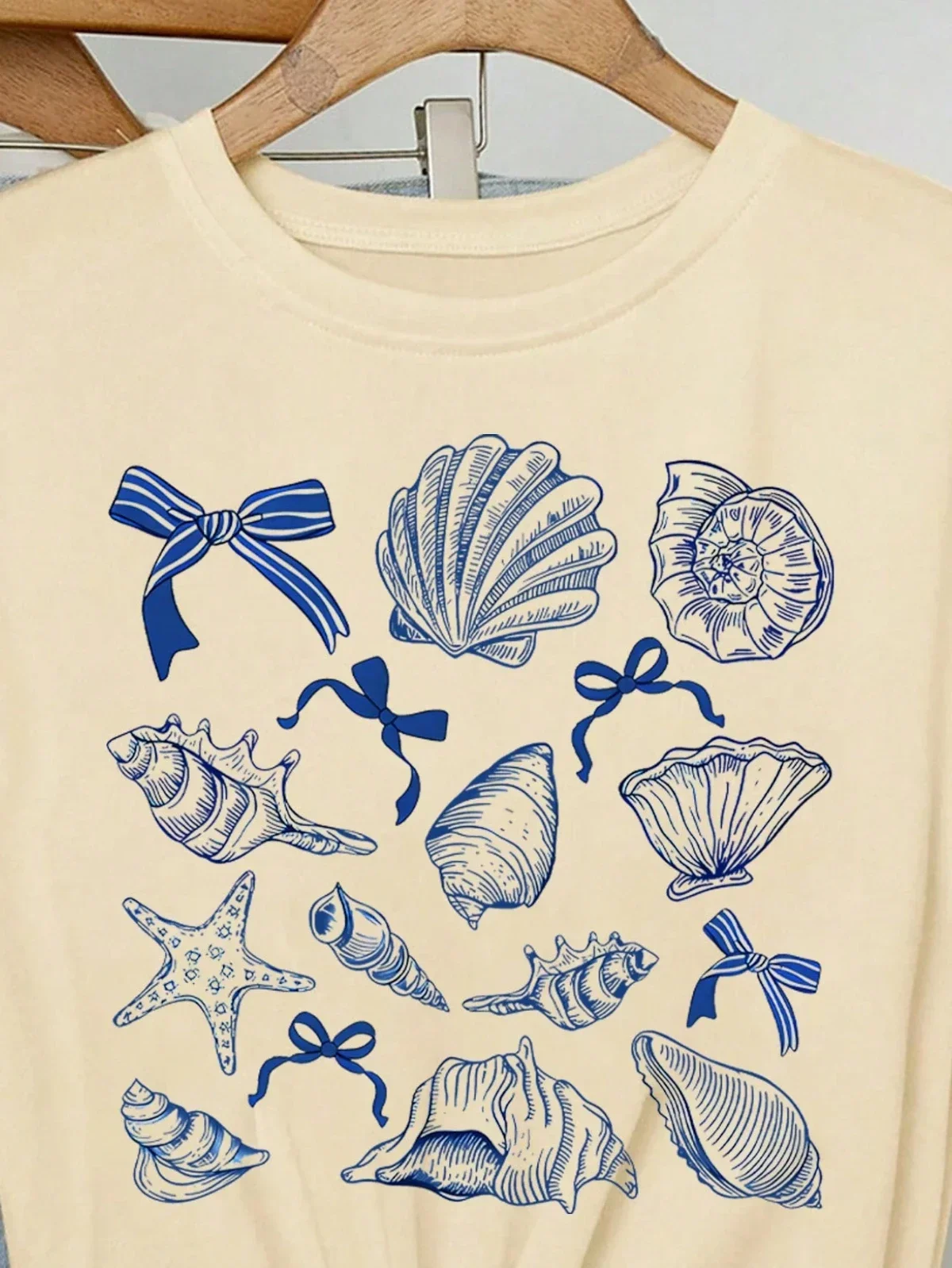 Summer American Retro Y2k Marine Animal Conch Bow Pattern T-shirt Women's Loose Round Neck Street Clothing Half-sleeved Top 3