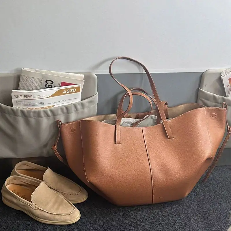 

【 Hour Shipping 】 French Niche Pol New Cyme Cowhide Handbag, Large CapaCity Genuine Leather Mother Bag, Women's Bag