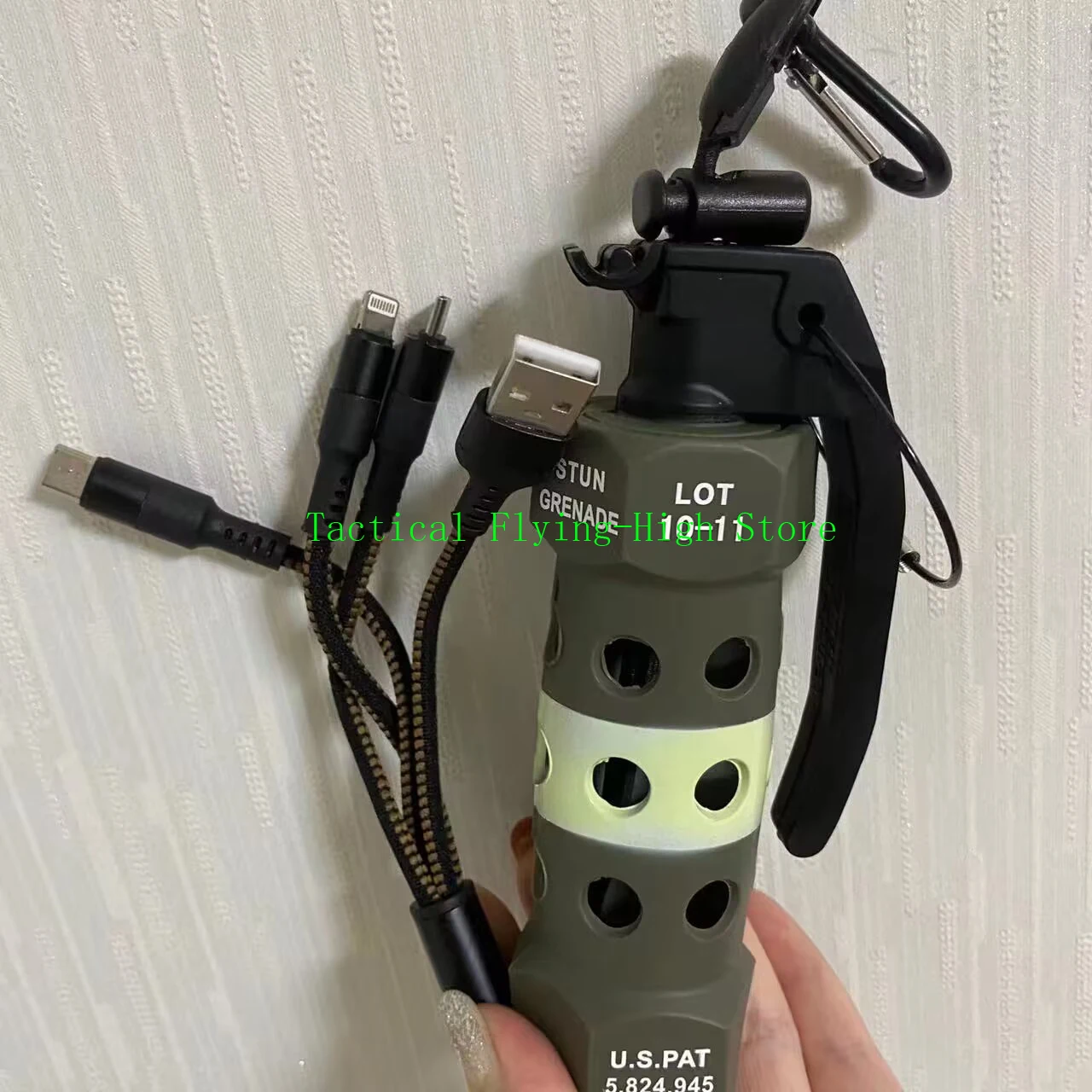 Home Outdoor Tragbares M84 Flash Bang Modell 3-in-1 Universal-Ladekabel Typ C iPhone-Telefonkabel USB-Schnellladekabel – Detail 1
