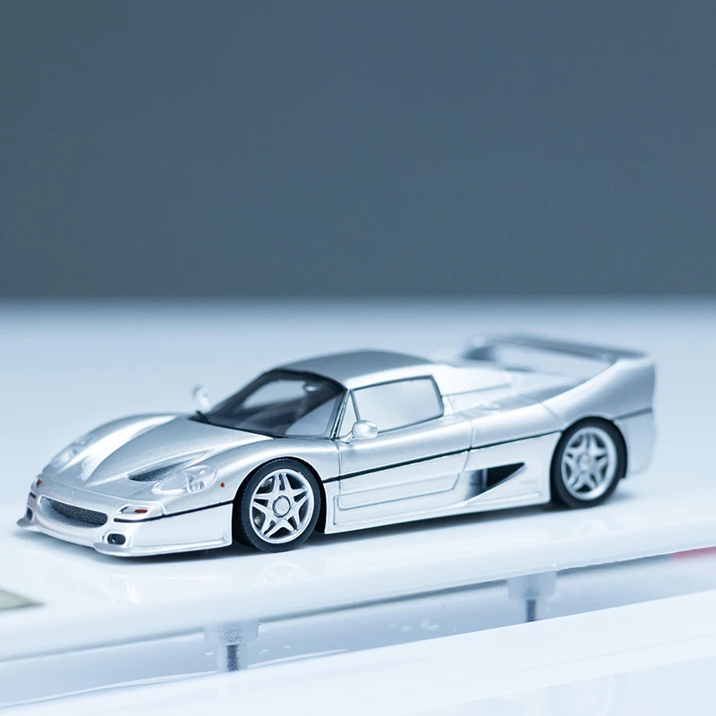 DMH 1:64 F50 Hardtop Limited Edition resin car model collection
