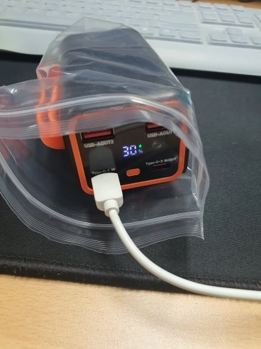 Portable Power Bank Case DIY Battery Storage Boxes Dual USB Type-C Power Bank Shell Battery DIY Shell 4 Slots 21700 No Battery photo review