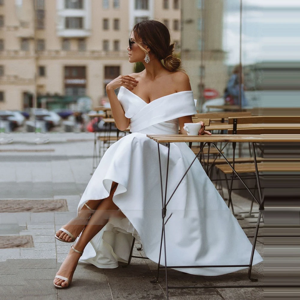 VIKTORIA Luxury Wedding Dresses Elegant Multi-layer Lotus Leaf Yarn V-neck Beading Bridal Gown Crystal Lace Up White Custom Made affordable wedding dresses