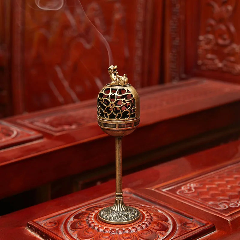 Creative Retro Hollow Aromatherapy Furnace, Home Indoor Zen Tea Ceremony Decoration, Alloy High footed Small Incense Burner, 1Pc