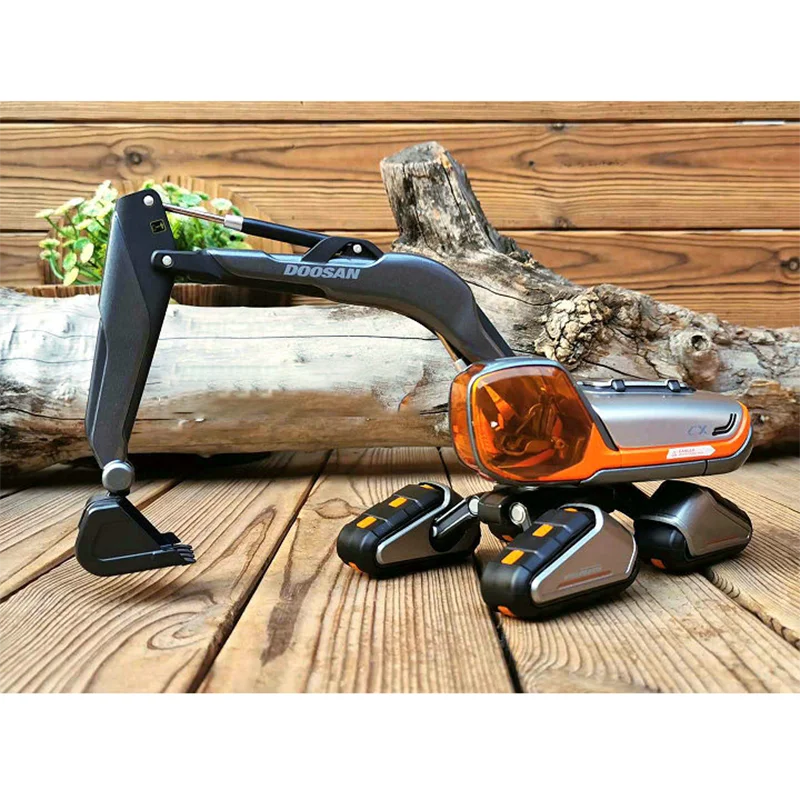 

1/40 Scale CX Concept Excavator Construction Machinery Simulation Diecast Alloy Excavator Truck Model Collection Display Toys