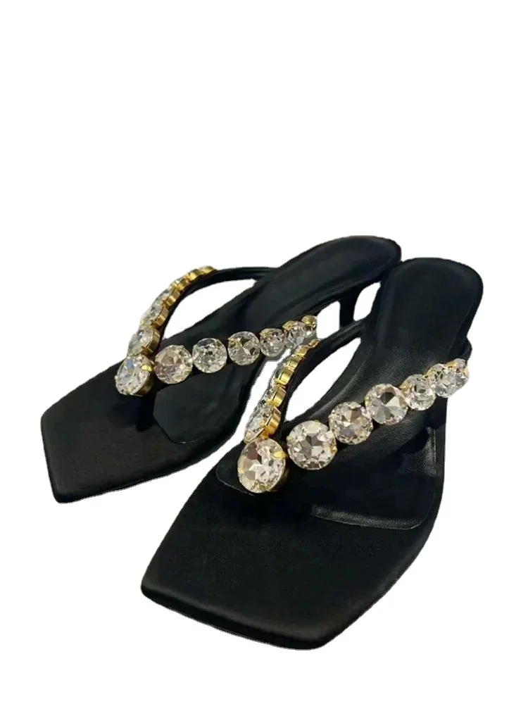 New Type of Herringbone Slippers Fashionable Square Head Clip Feet Slim Heel Sexy Water Diamond Cool Slippers