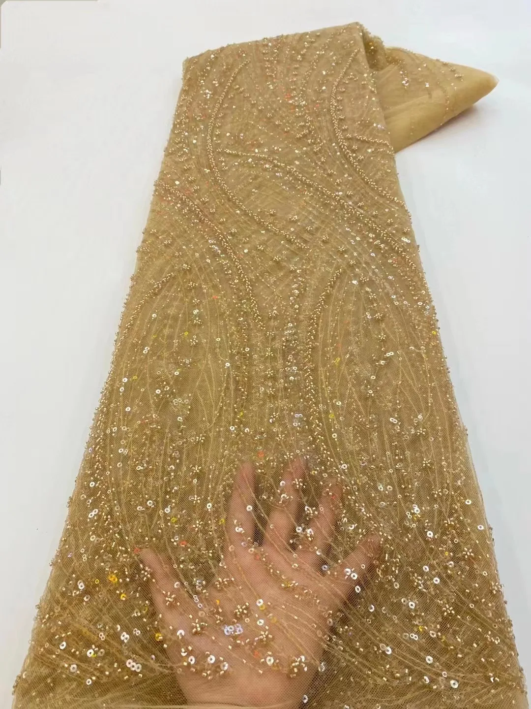 

Gold Nigerian African Sequin Lace Fabric 2024 High Quality French Lace Fabric Sequins Tulle Lace Fabric For Wedding Party Sewing