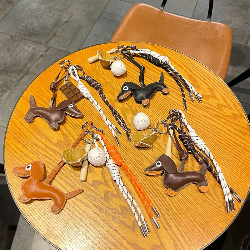 Creative Sausage Dog PU Leather Pendant Miu Wind Bag Charm Car Keychain Decorative Hanger Cute Animal Gift