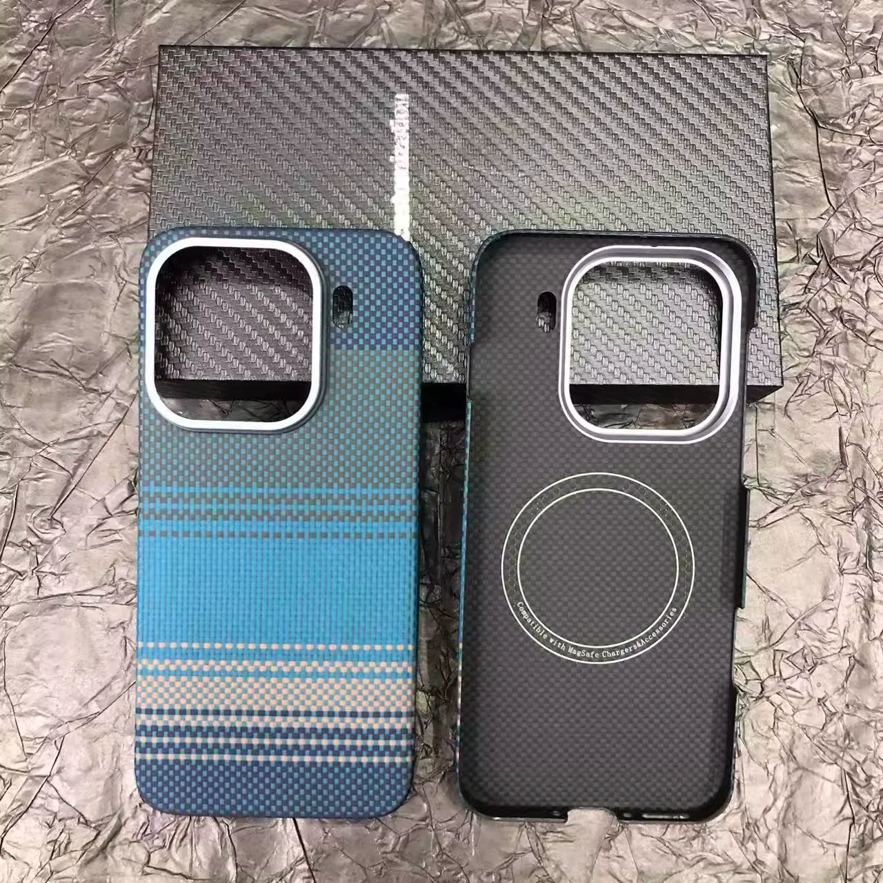 Aramid Fiber Carbon Ultra-Light Magnetic Metal Business Style Phone Case