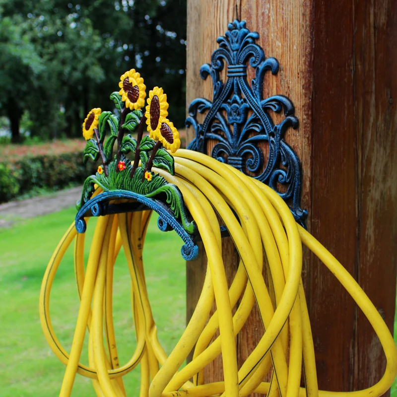 

Heavy Duty Cast Iron Hose Holder Wall Mounted Garden Yard Hose Butler Storage Antique Water Pipe Metal Rack Wall Decorations