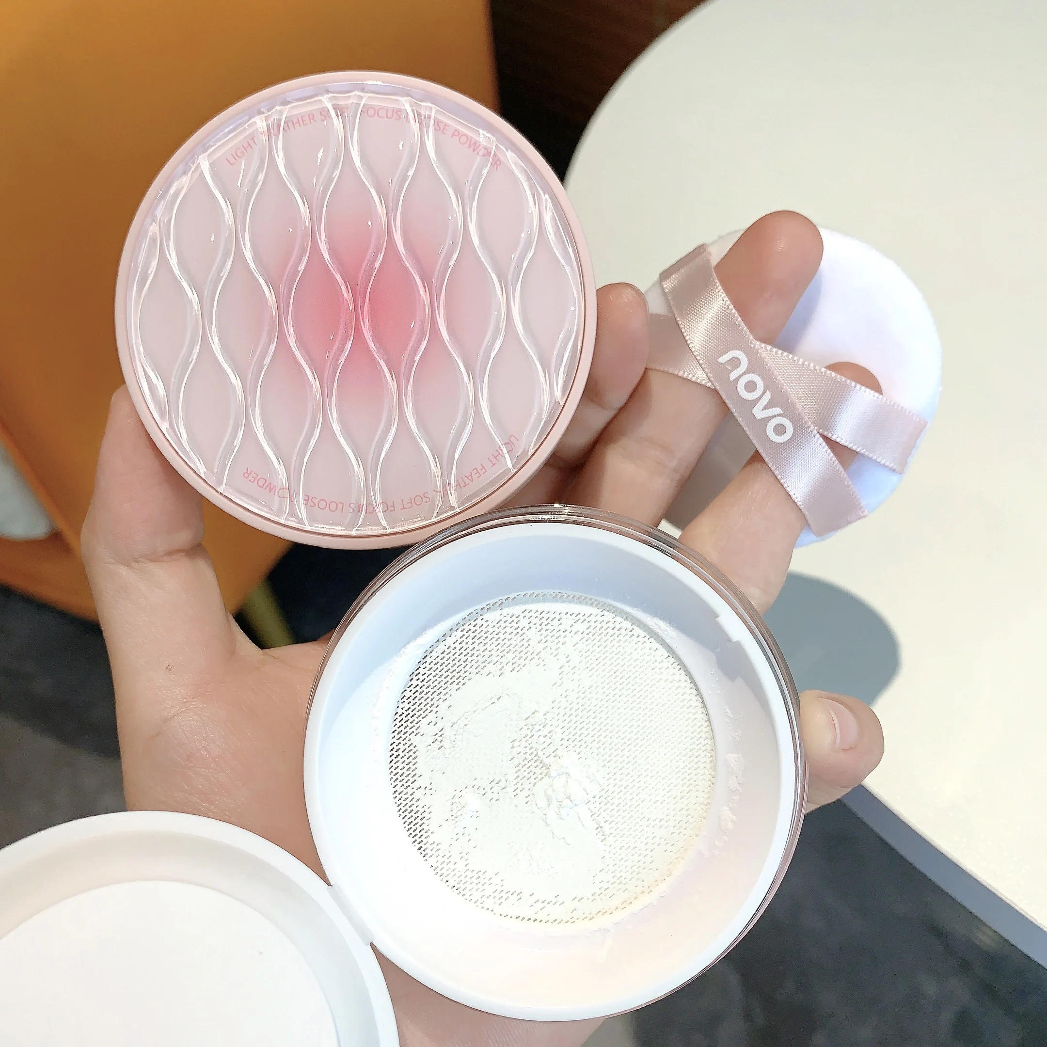 

Oil-control Loose Powder Natural Matte Setting Makeup Long Lasting Moisturizing Waterproof Lightweight Soft Face Powder Cosmetic