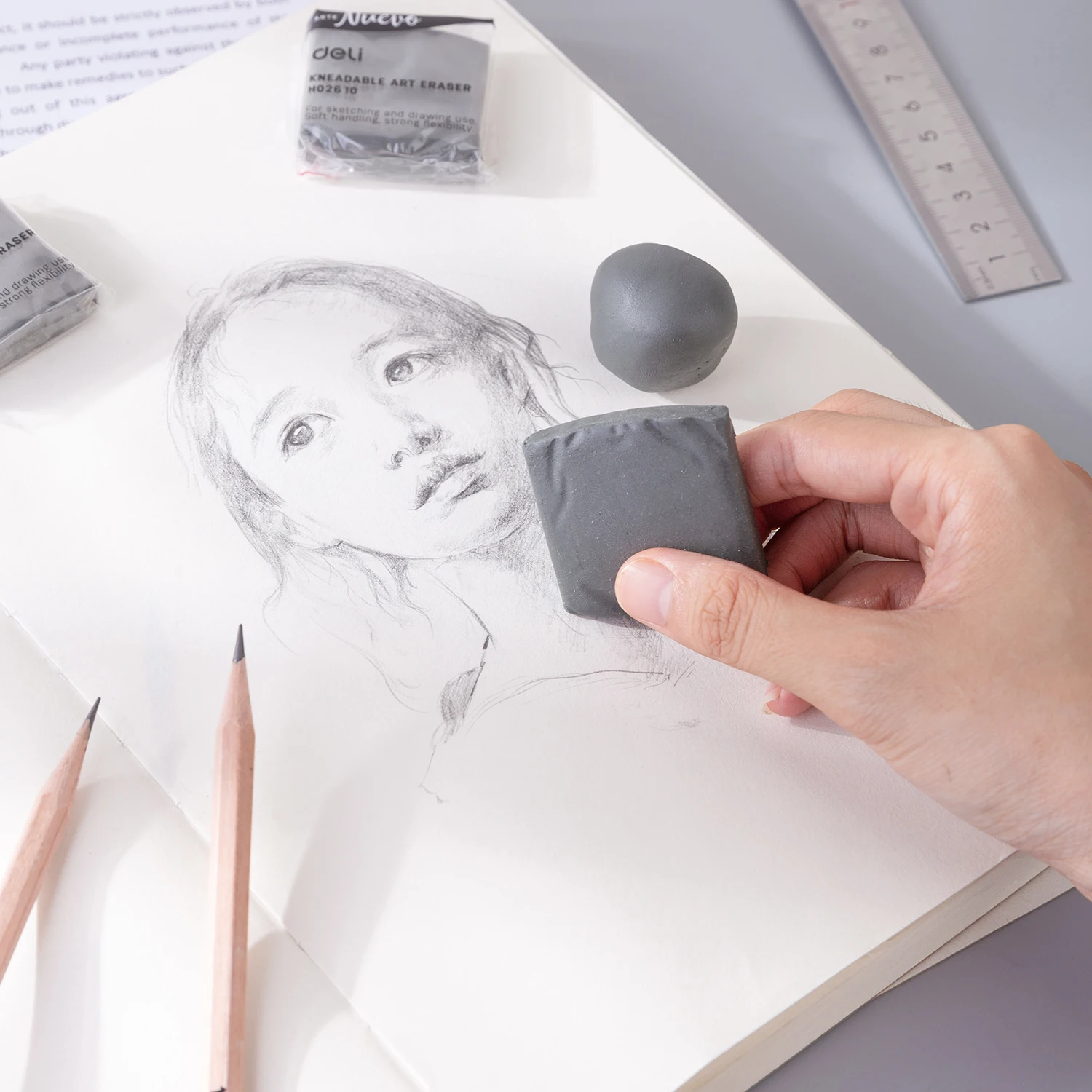 Deli Kneaded Rubber Soft Art Eraser Wipe Highlight Plasticity Rubber for Art Pianting Design Sketching Drawing Eraser Stationery 5