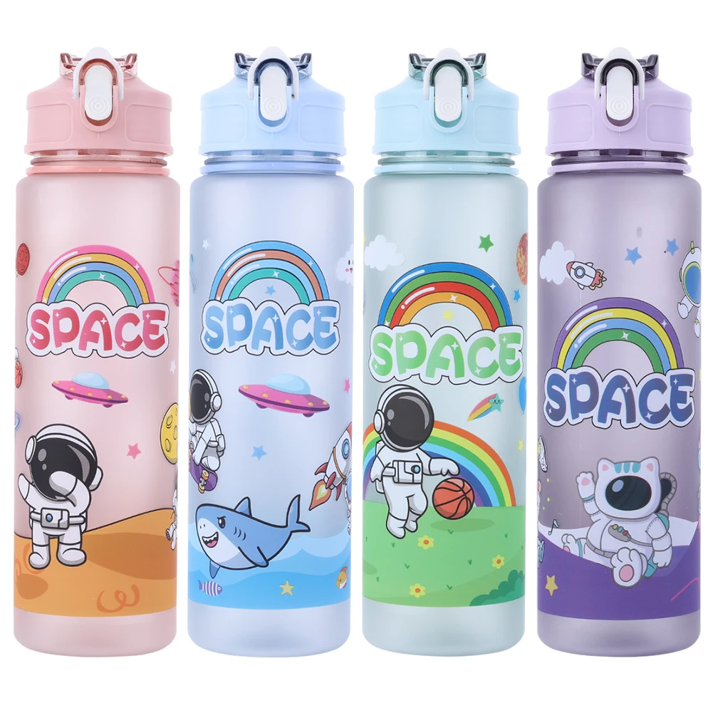 800ml Astronaut Sports Bottle with Straw & Handle Portable Travel Bottle Large Capacity Cute Drinking for Outdoor Sports