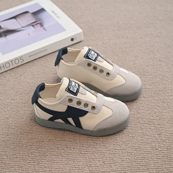 Children's canvas shoes 2025 spring new style for boys and girls soft soled comfortable casual board shoes Forrest Gump shoes