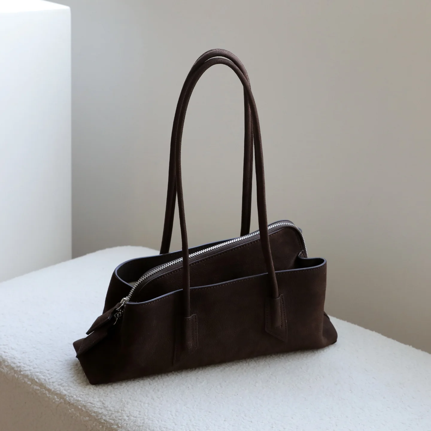 2026 Irregular Green Slanted Top Underarm Bags Women Luxury Designer Lychee-grained Cowhide Handbags Hot Chic Catwalk Bag Ladies