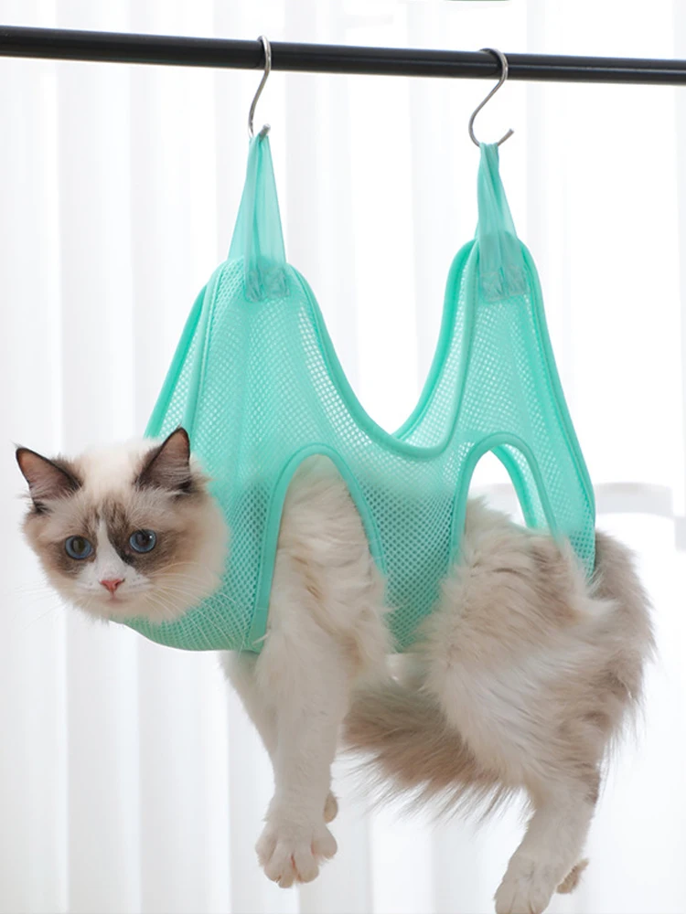 Comfortable cat grooming restraint bag with hammock hanging – ideal for nail cutting, trimming, and anti-scratch protection