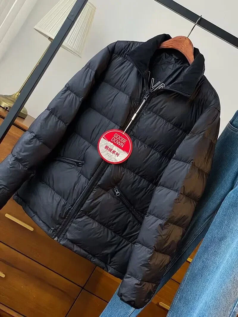 

New Winter Fashion Men Goose Down Coat Warm Short Jacket for Male Daily Outerwear Black Plus Oversize XXXXL 3XL 4XL